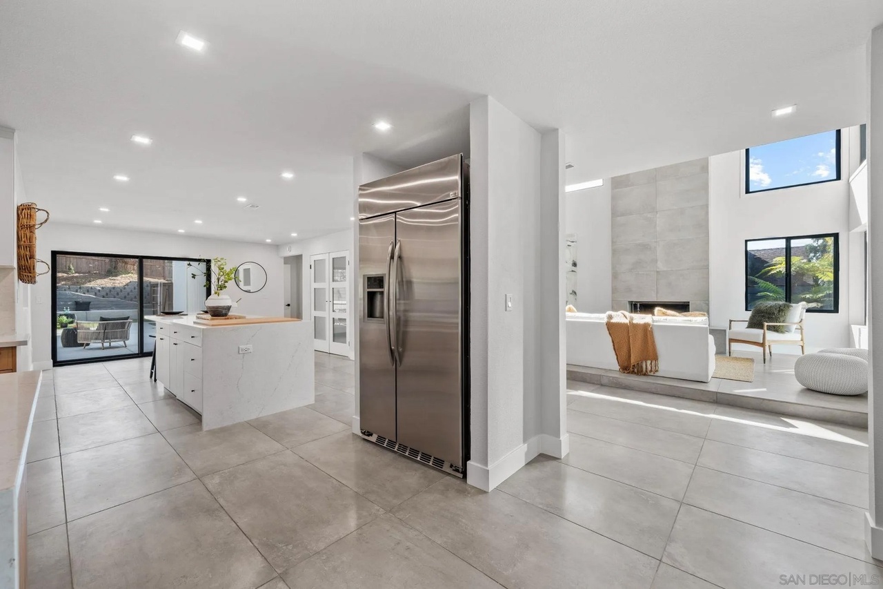 Del Mar Coastal Contemporary — photo 8