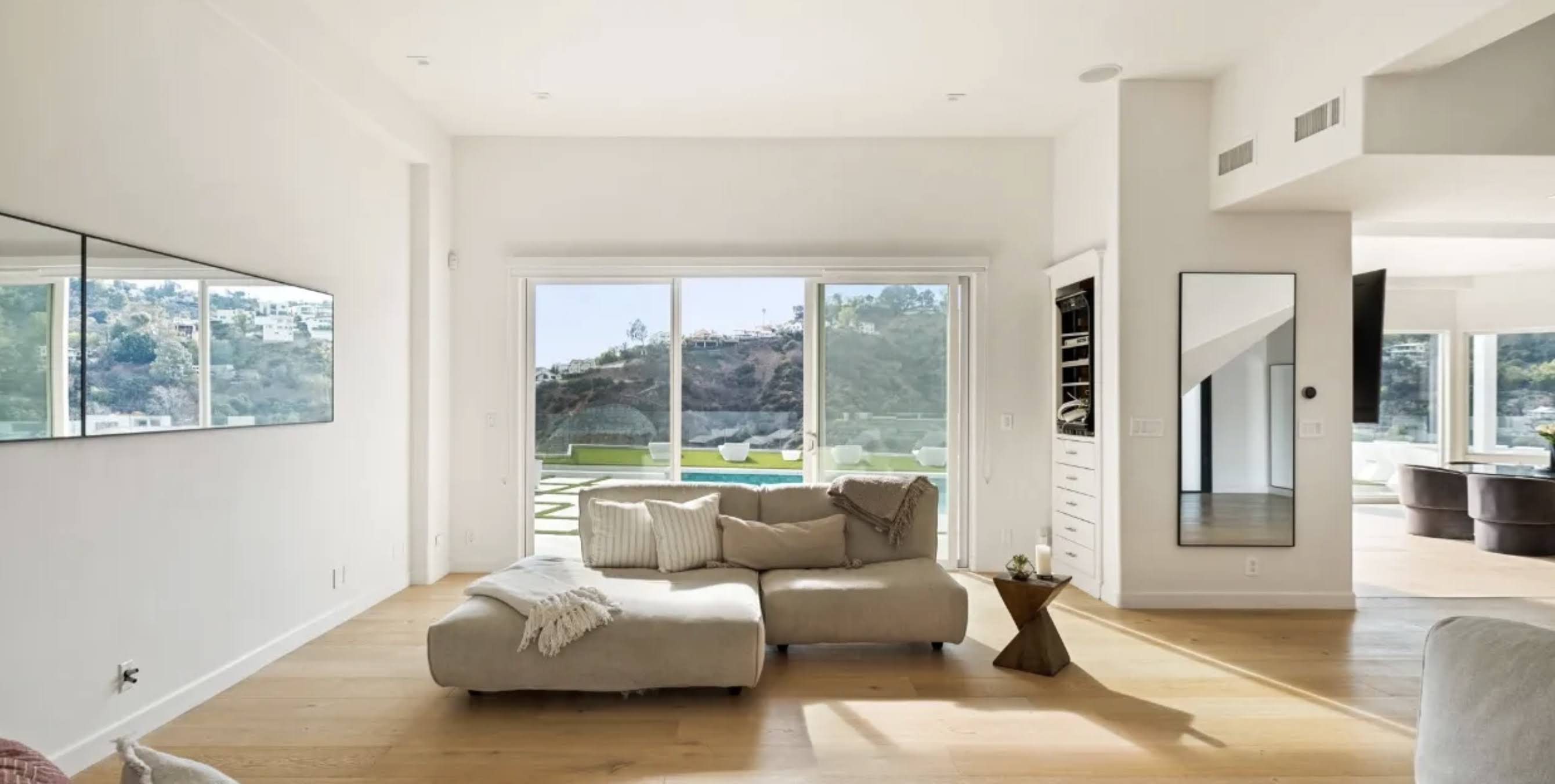 Electra Modern Estate — photo 7