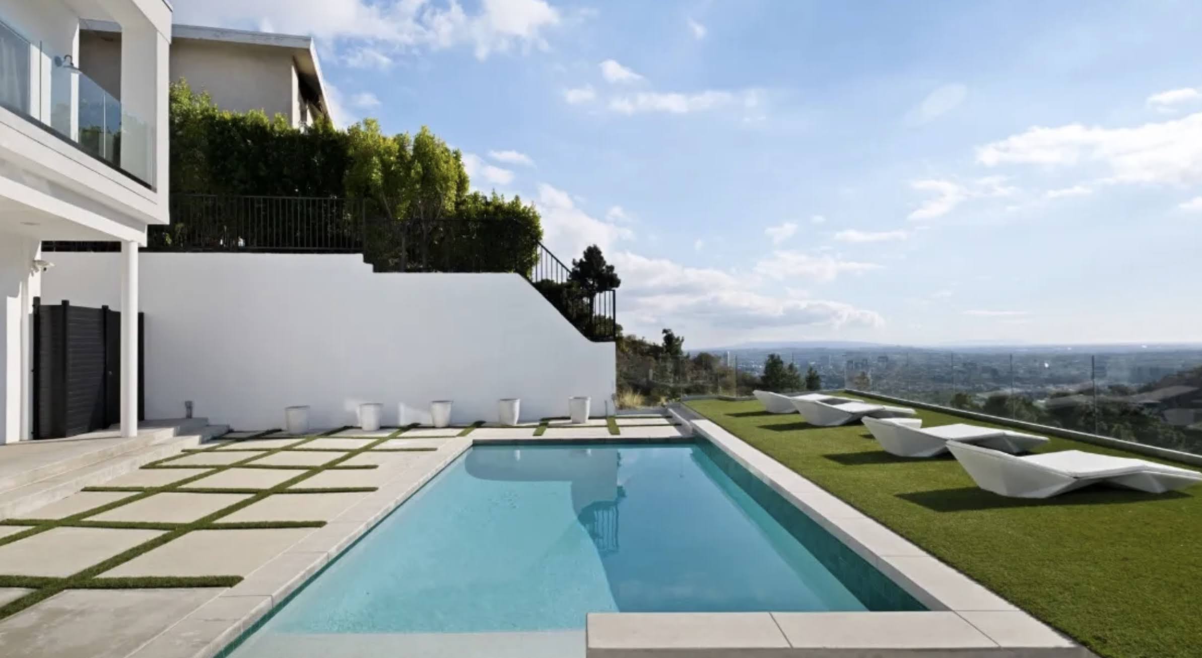 Electra Modern Estate — photo 10