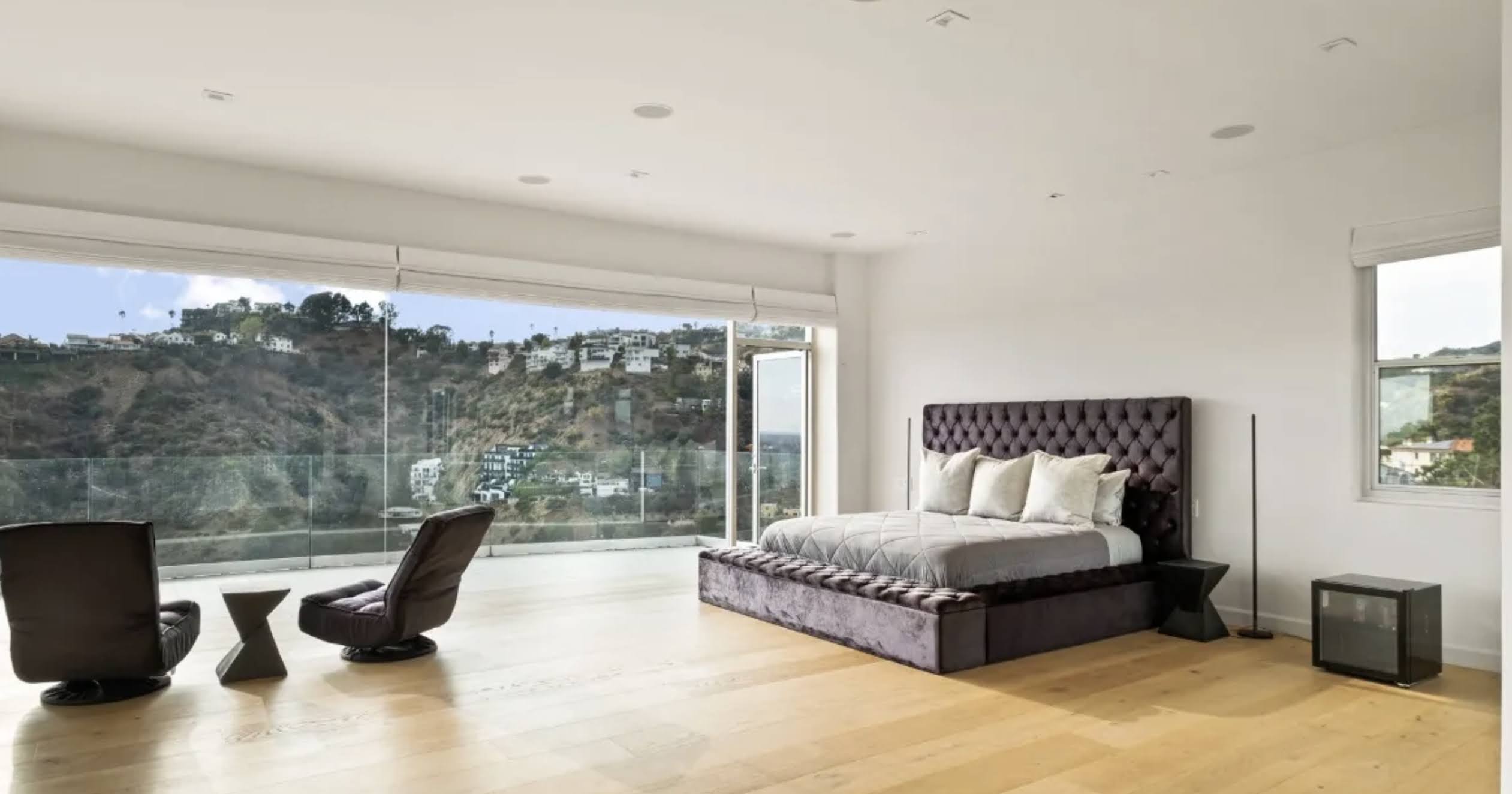 Electra Modern Estate — photo 11