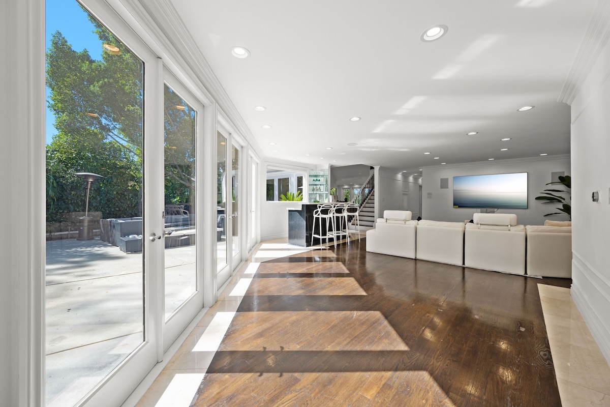Encino Stylish Home — photo 12