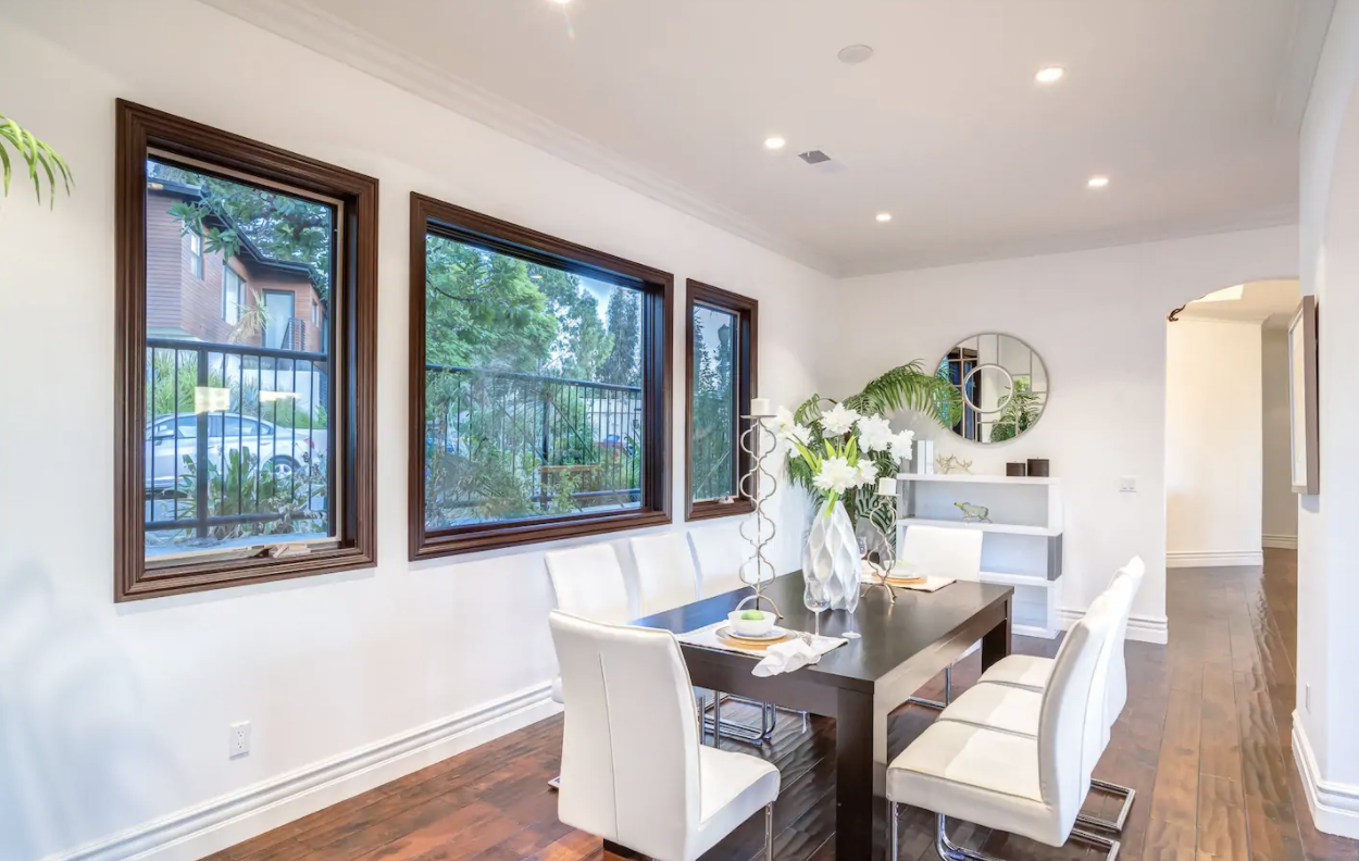 Knoll Drive Celebrity View — photo 10