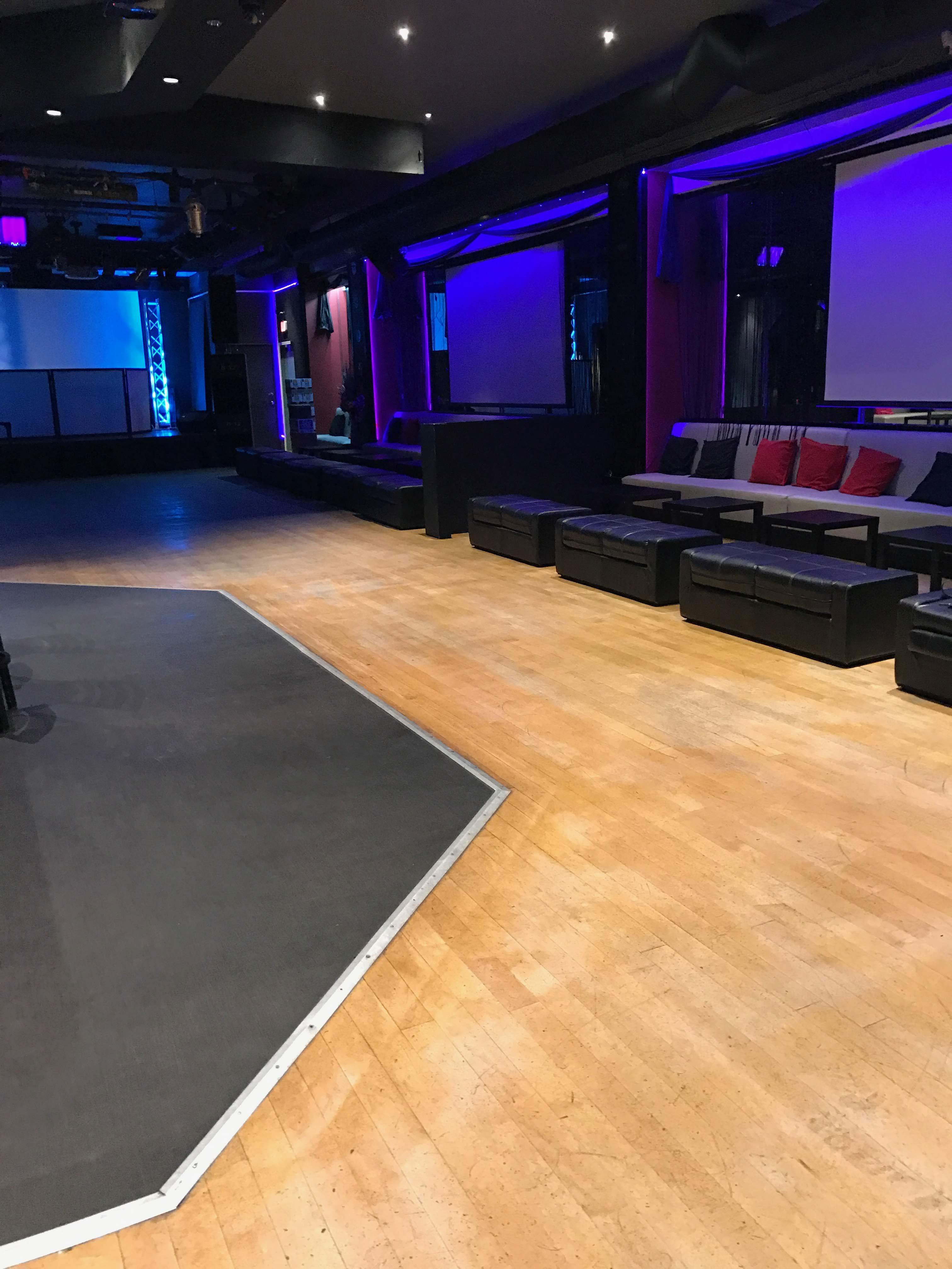 V's Vibrant Club — photo 11