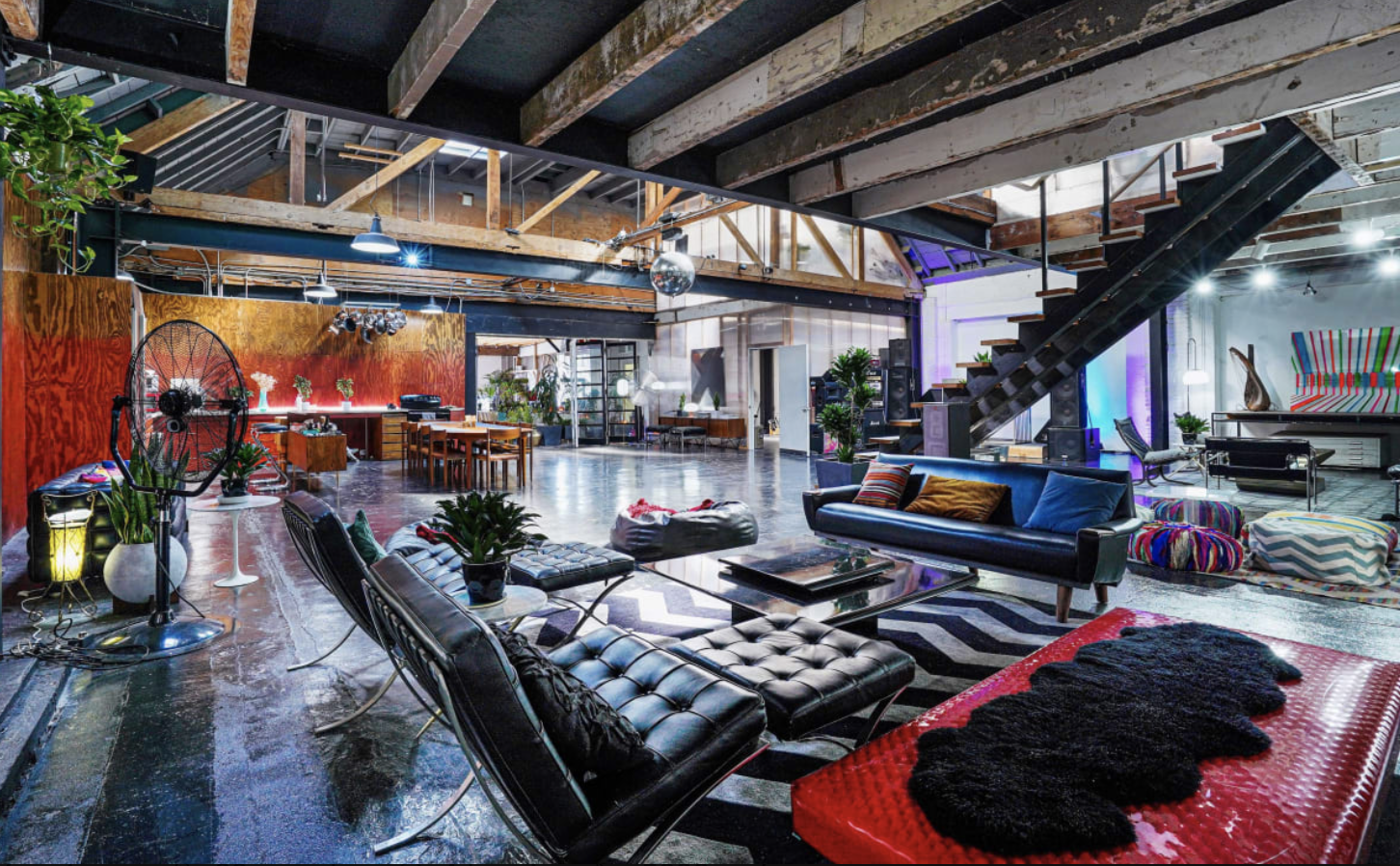 VB's Groovy Hip Warehouse — photo 6