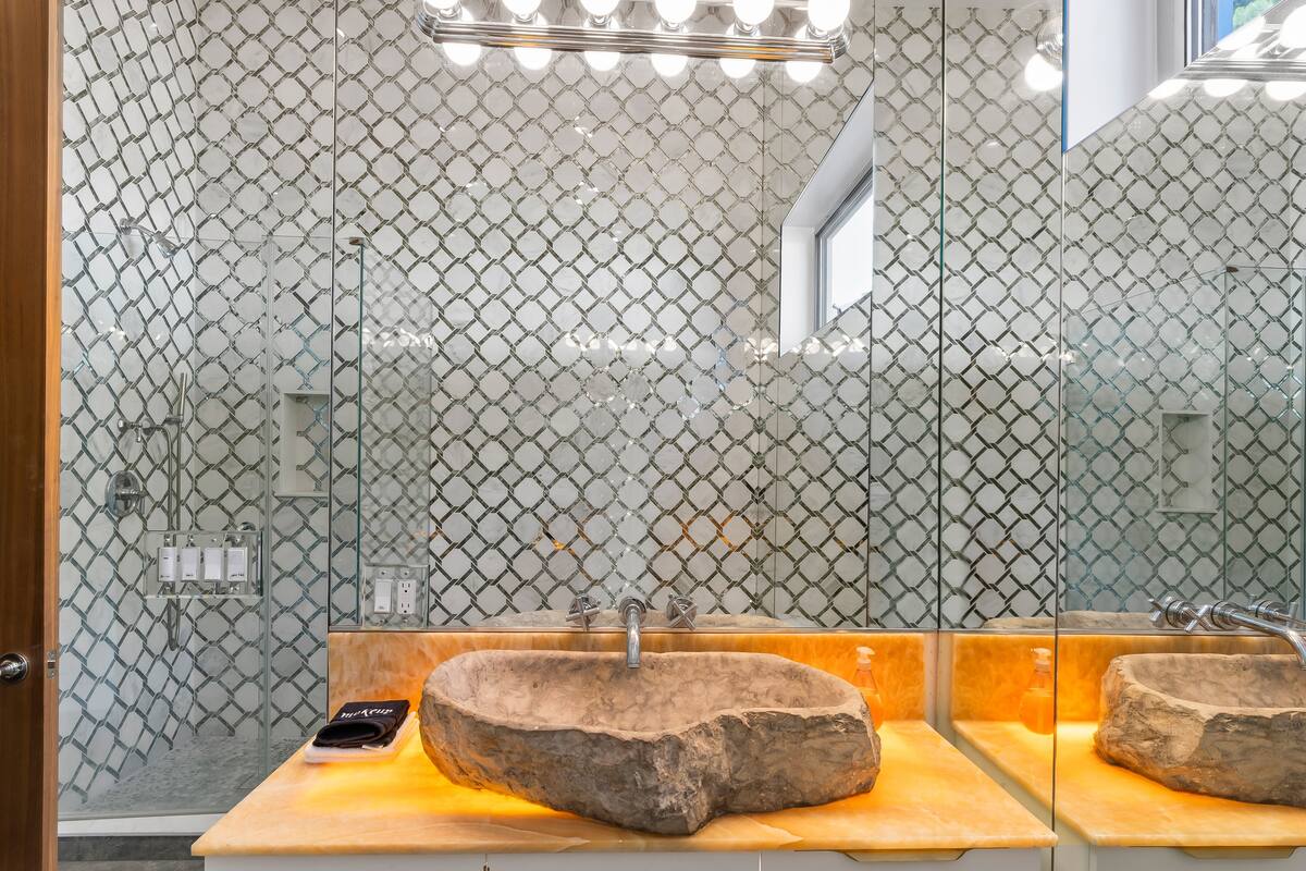 Winnetka Grand House — photo 5