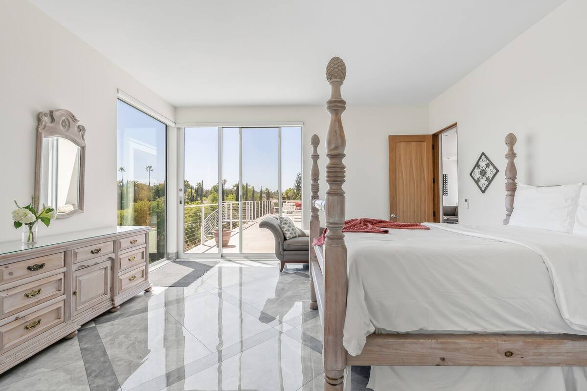 Winnetka Grand House — photo 7