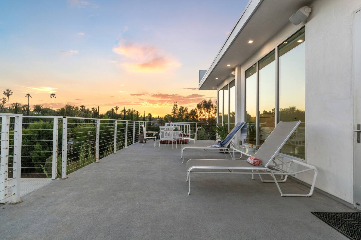 Winnetka Grand House — photo 10