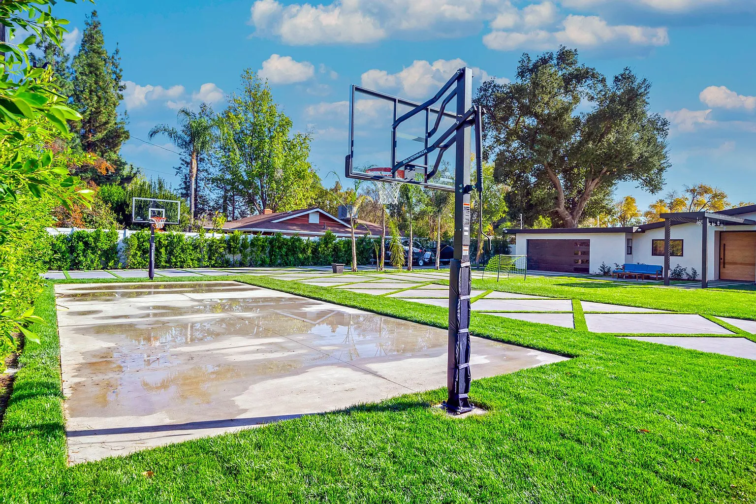 Woodland Hills Private Oasis — photo 10