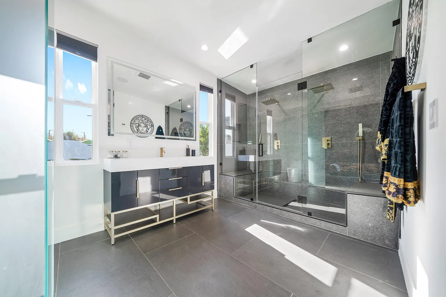 Woodland Hills Private Oasis