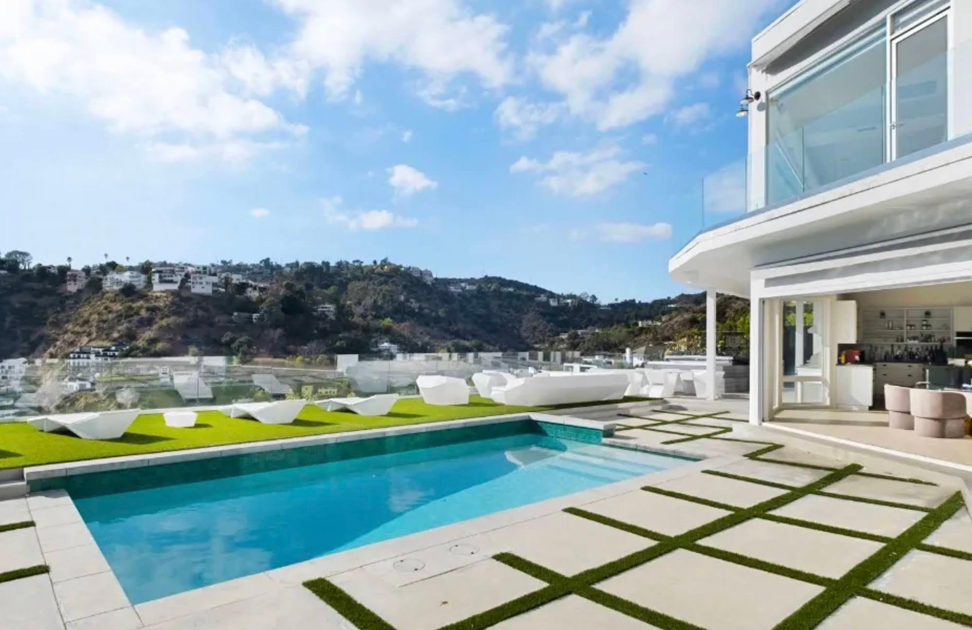 Electra Modern Estate — photo 3