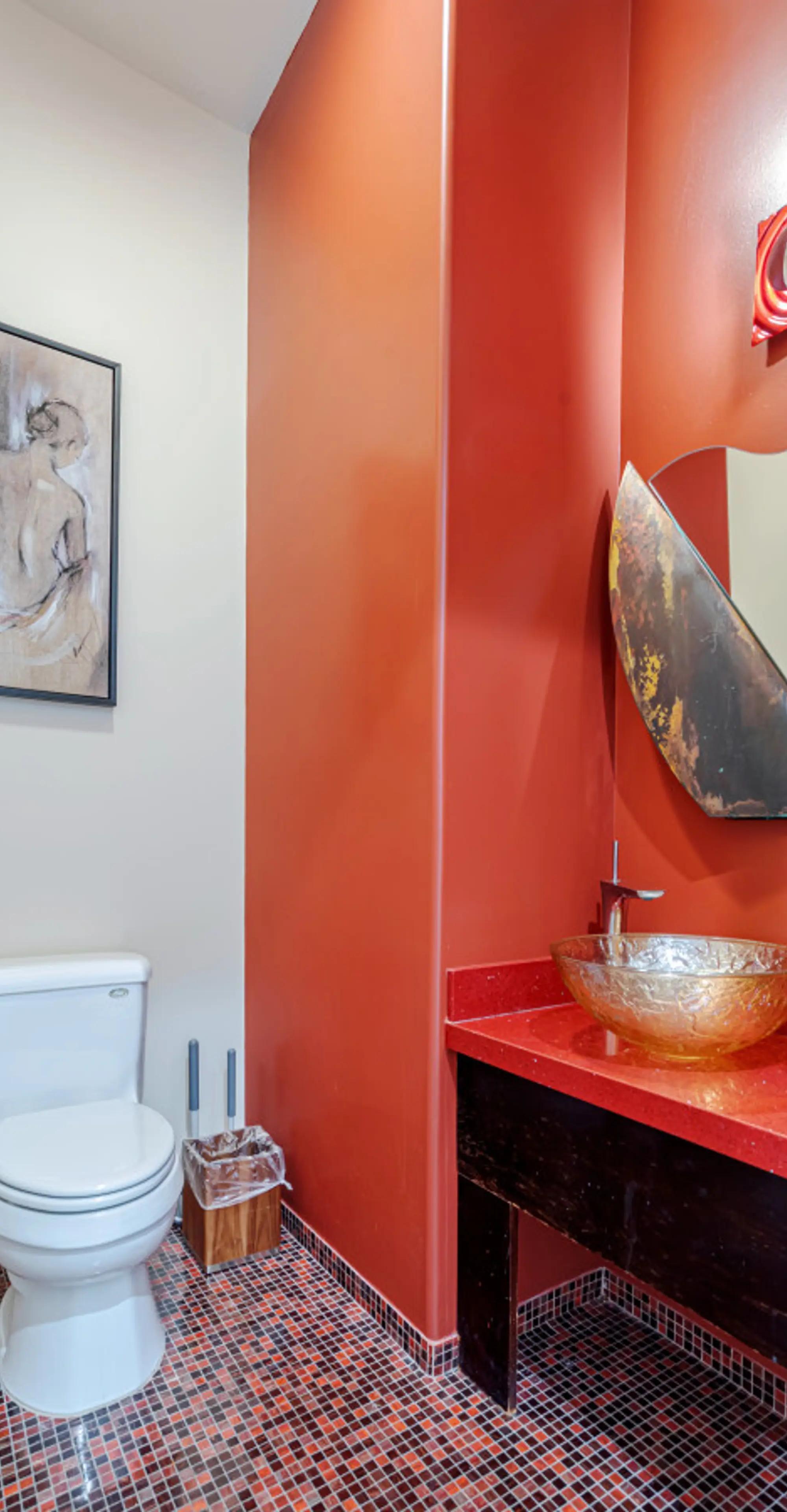 Ja's Calvert 4-Bed Abode — photo 8