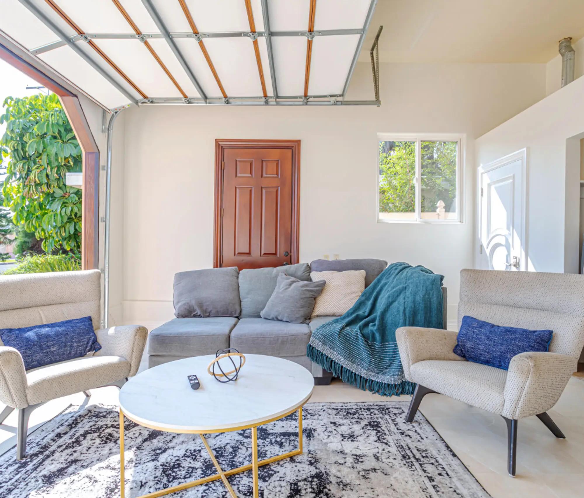 Ja's Calvert 4-Bed Abode — photo 12