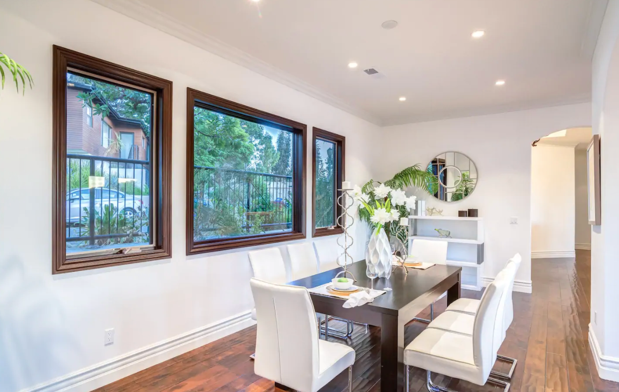Knoll Drive Celebrity View — photo 10