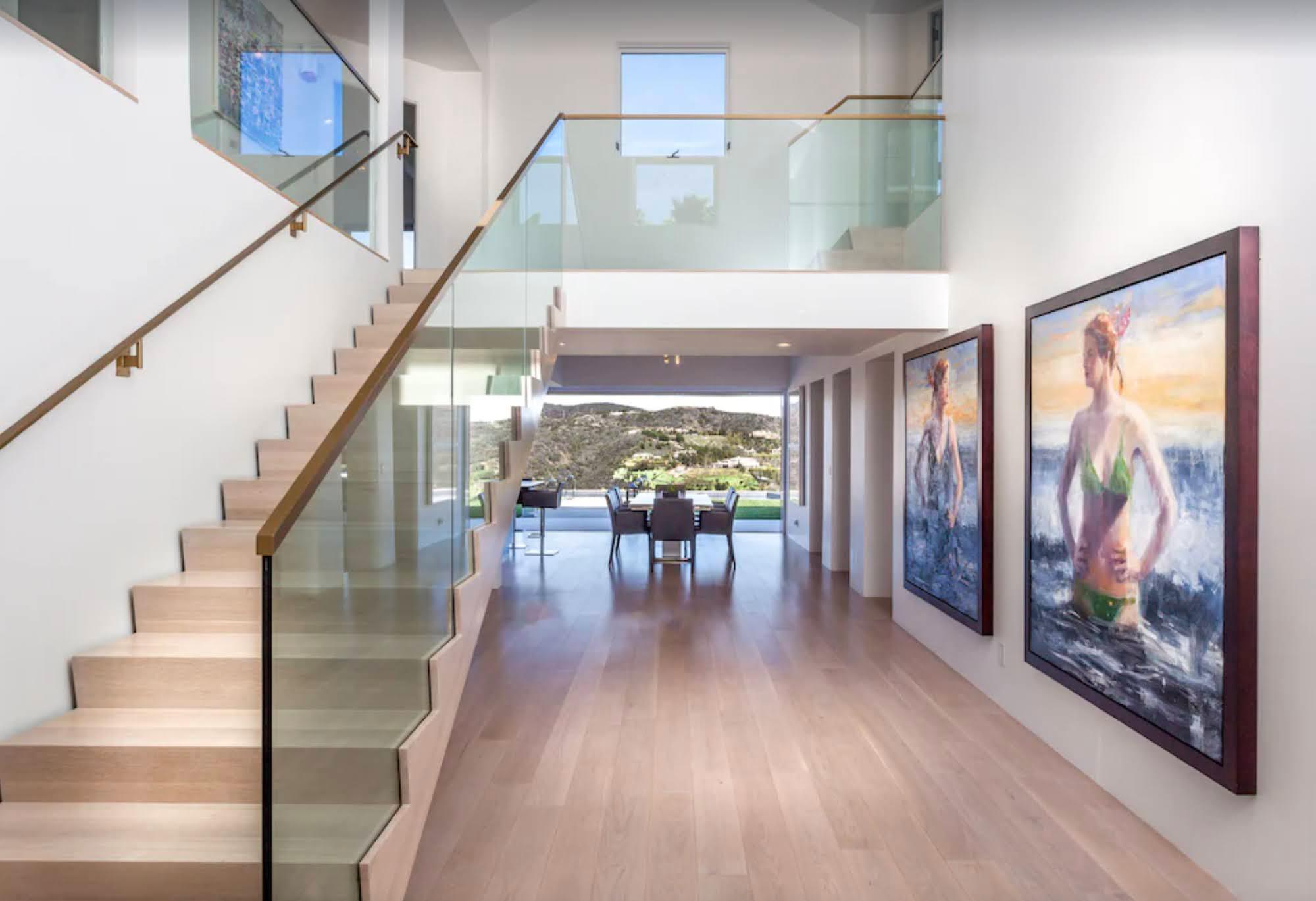 NM's Modern Clean View Beauty — photo 11
