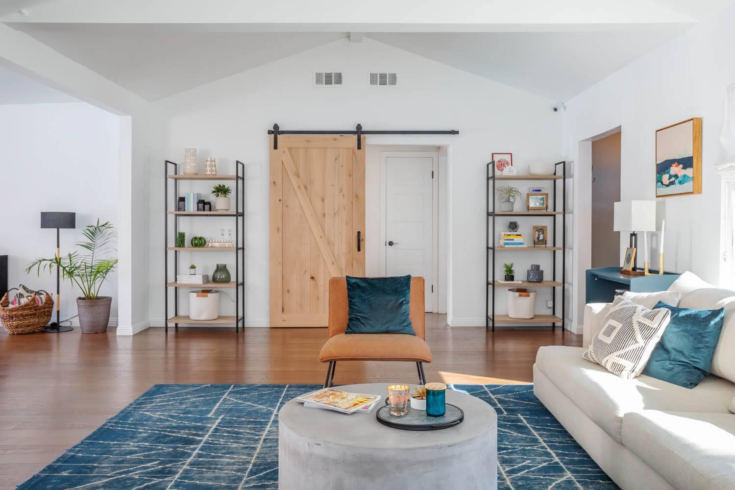 R's Weddington Cute House — photo 6