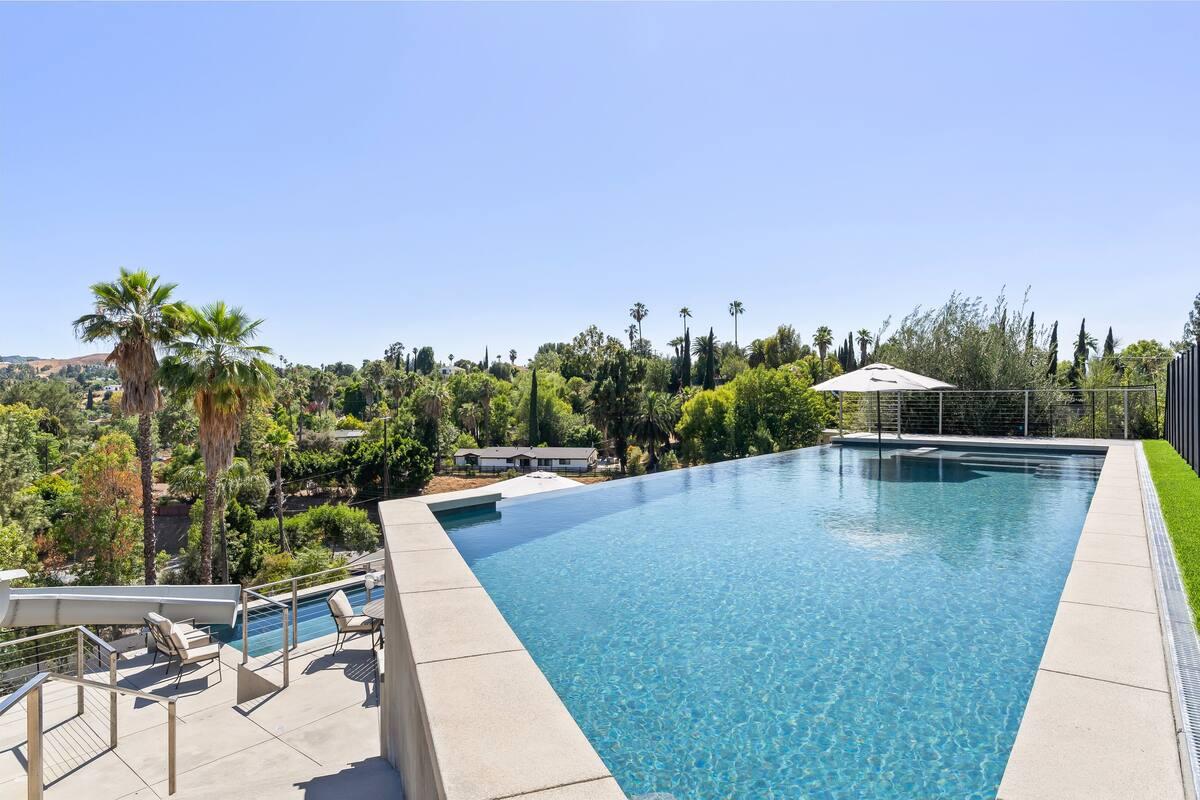 Winnetka Grand House