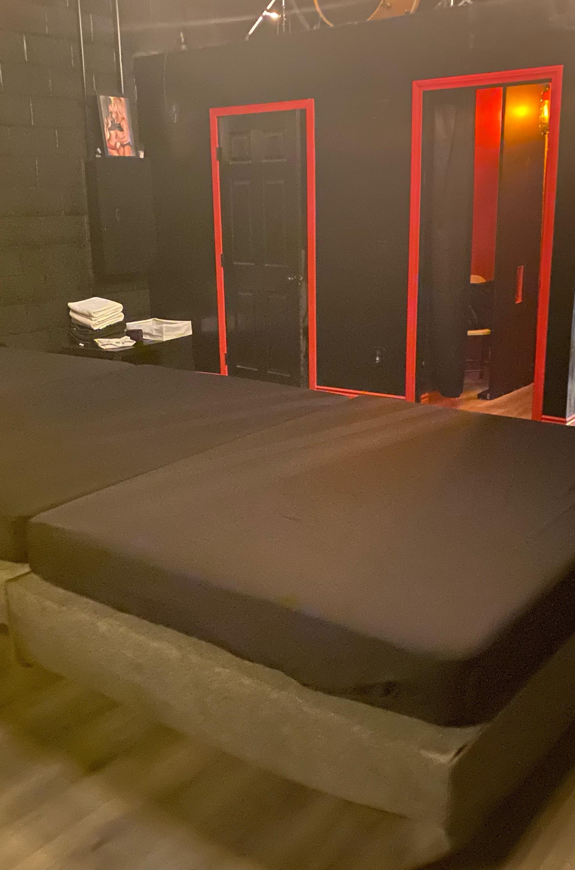 Z's Night Club — photo 3