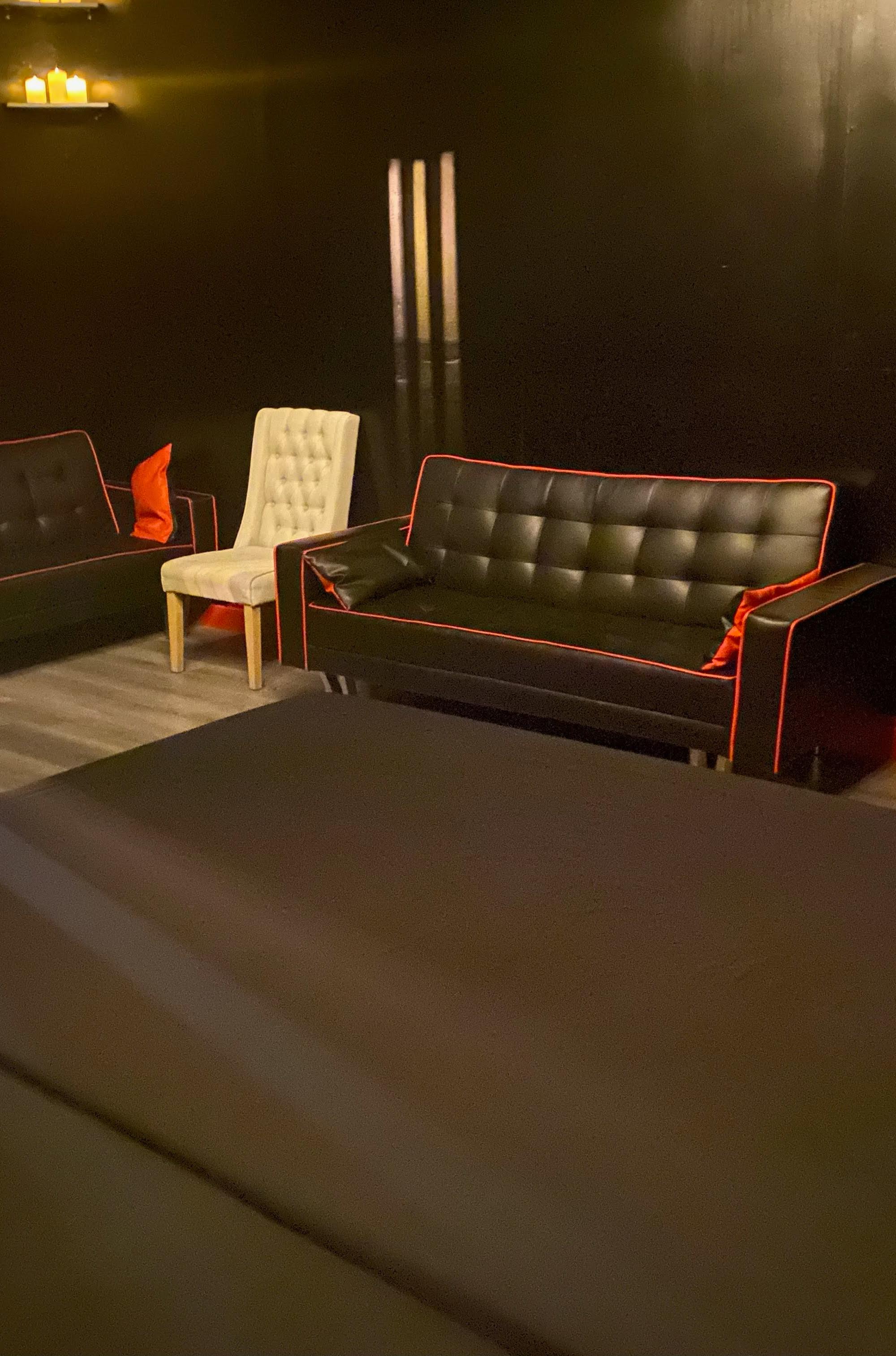 Z's Night Club — photo 4